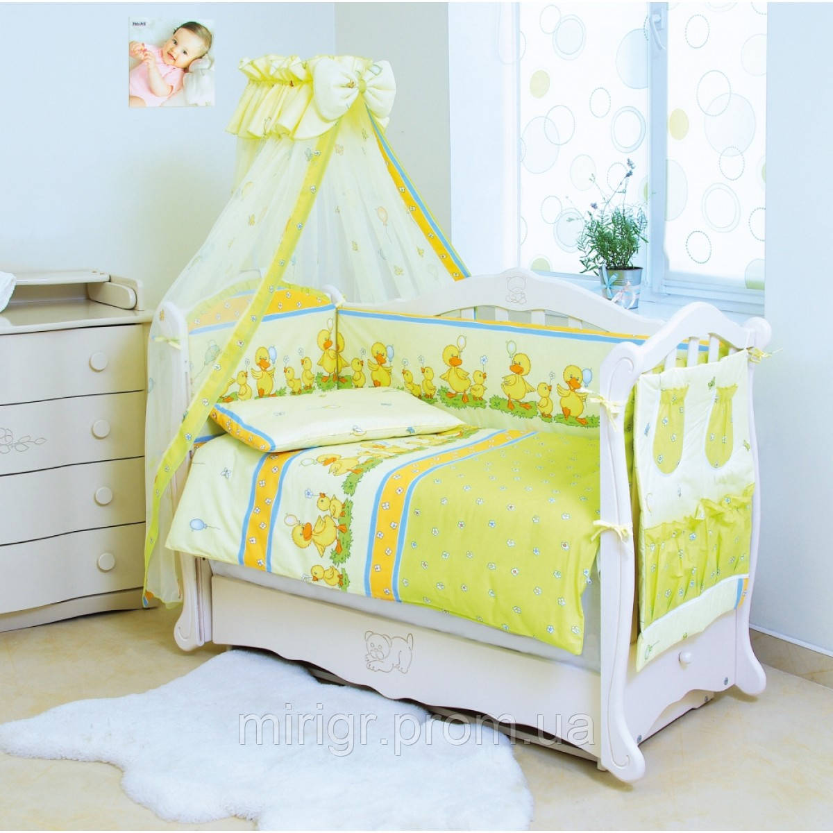 Комплект змінної постільної білизни в дитяче ліжечко з балдахіном та захистом, Каченята зелені