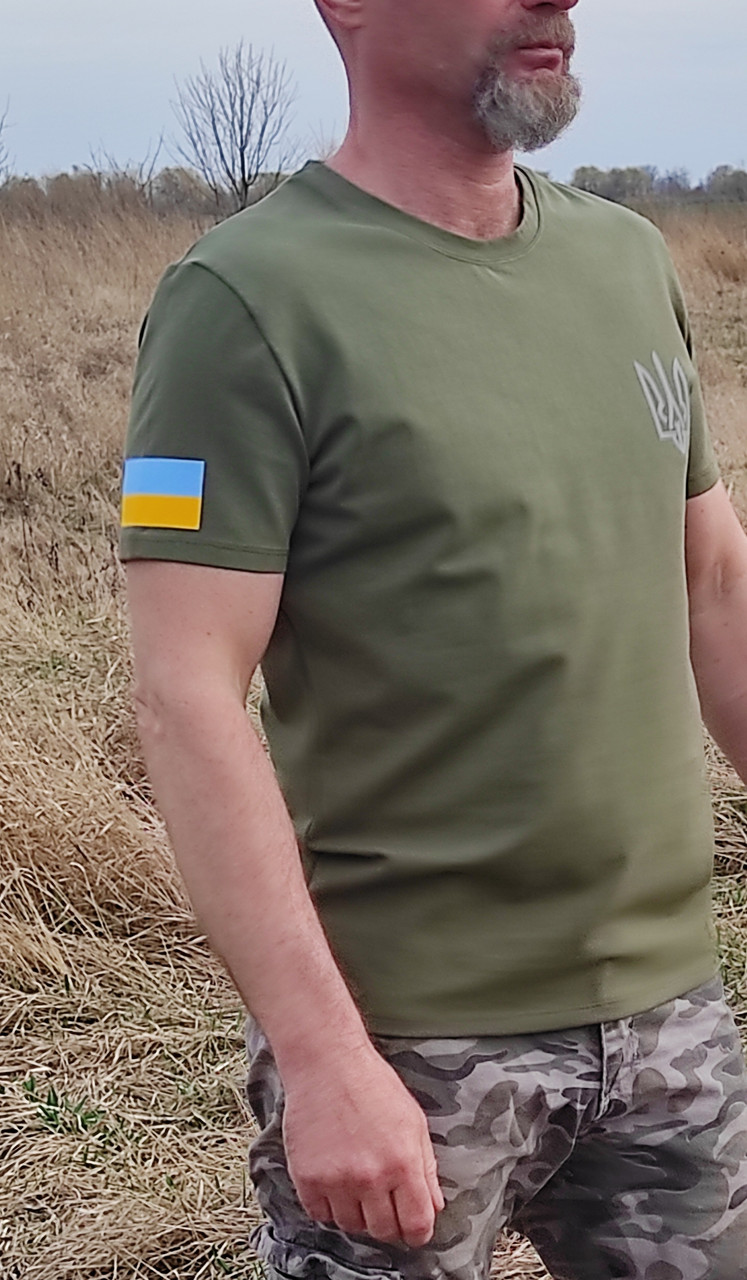 Зеленая Футболка Мужская с Флагом и Гербом Украины — Купить Недорого на ...