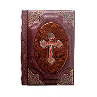 Молитвослов православный в кожаном переплете, мелованная бумага, цветные иллюстрации икон