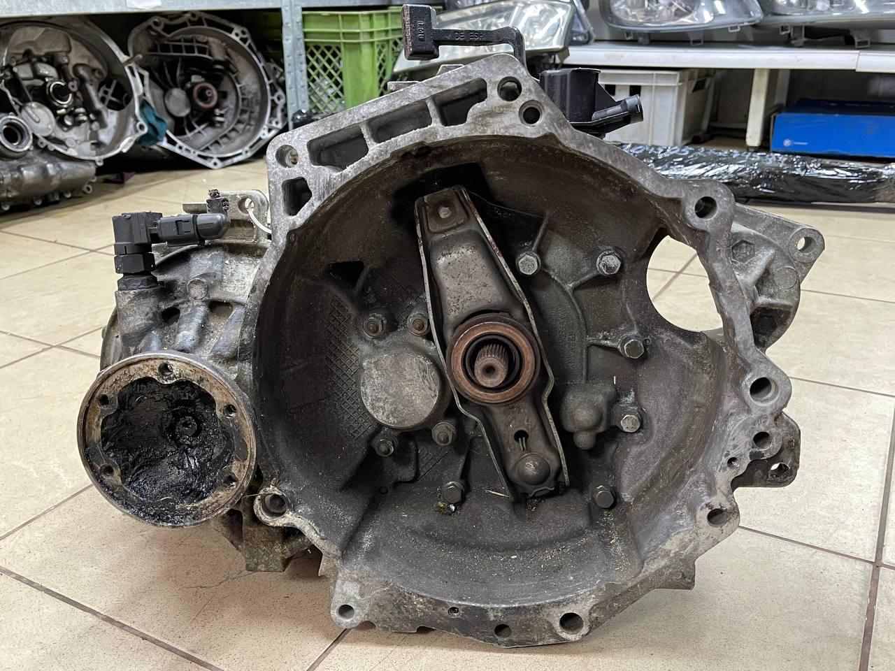 Коробка передач КПП Volkswagen Golf 4 1.9TDI DQY, фото 1