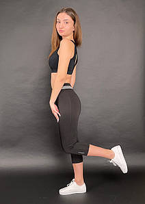Жіночі спортивні бриджі чорний еластан