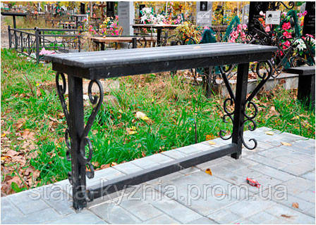 Кованая скамейка на кладбище - фото 1 - id-p257534607