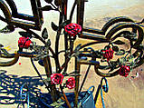 Кований хрест з червоними трояндами., фото 2