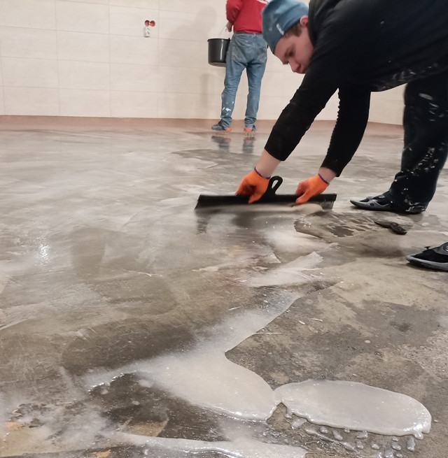 Аэросил - наполнитель в эпоксидный компаунд "Hobby-019" или "Hobby-021" для создания шпатлёвки.