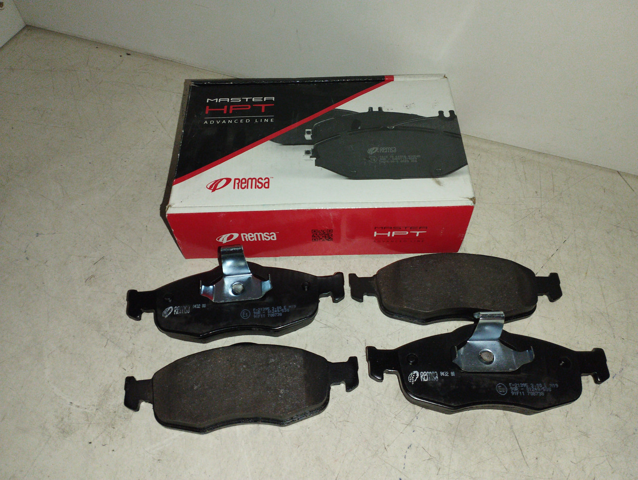 REMSA Колодки гальмівні передні FORD MONDEO 1.6I,1.8TD,1.8I, 2.0I 16V 93-00, MONDEO 2.5 V6 97-, фото 1