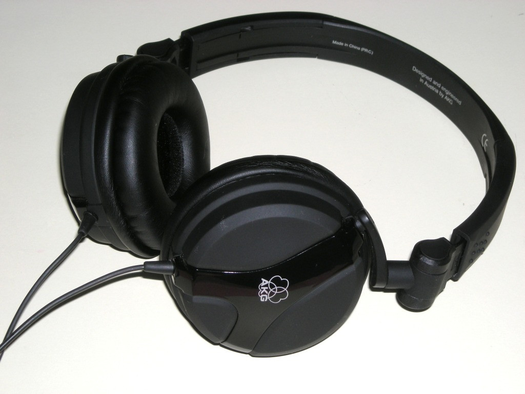 Навушники закритого типу AKG K 518 DJ