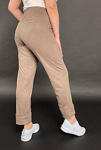 Женские брюки с широким манжетом из замши-диагональ песочного цвета