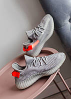 Кроссовки Adidas Yeezy Boost 350 V2 Tail Light летние женские серые с оранжевым адидас изи буст сетка