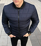 Модний чоловічий темно-синій бомбер, Куртка чоловіча коротка повсякденна непромокальна без капюшона, фото 8