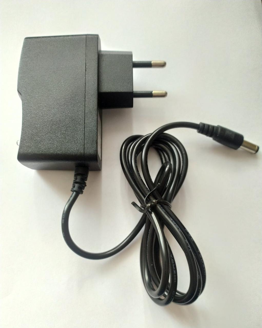 Блок живлення (адаптер) 220 V для радіостанції Baofeng UV-5R, UV-82, BF8+ та ін.