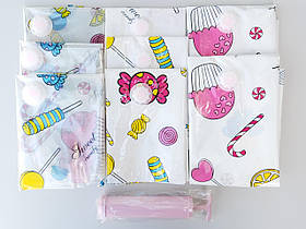 Набір вакуумних пакетів з малюнком з 8 штук ( 3 різних розміру) і насосом для упаковки та зберігання одягу.
