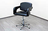 Перукарське крісло "Глорія" комфортне з зручними підлокітниками, фото 2
