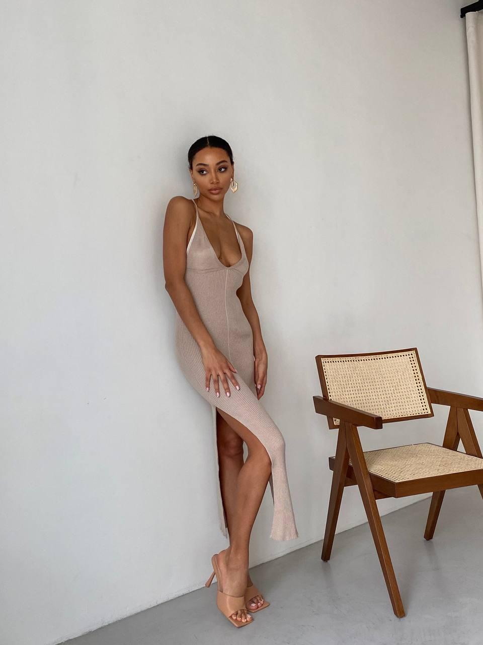 Гарний жіночий сарафан міді з відкритою спиною та глибоким розрізом пряжа бавовна Smdi7110