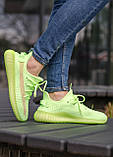 Жіночі кросівки Adidas Yeezy Boost 350 glow in the dark салатові літні повсякденні адідас і буст сітка, фото 7