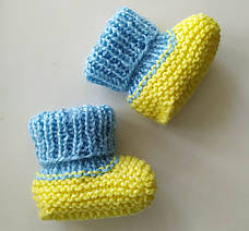 Детские вязаные пинетки носочки для новорожденного 3-6 месяцев желто-голубые длина стопы 10см для мальчика, фото 3