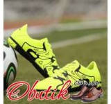 Футбольна взуття