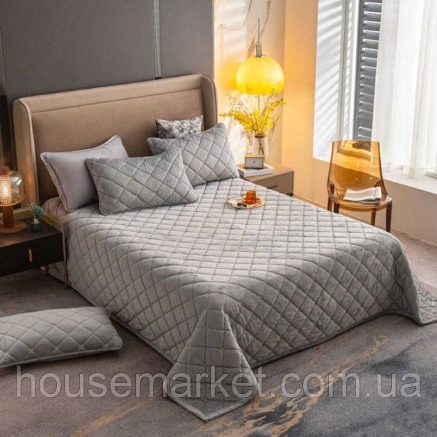 Стьобане велюрове покривало на ліжко євро розмір 200х230 з наволочками - фото 1 - id-p1603136313
