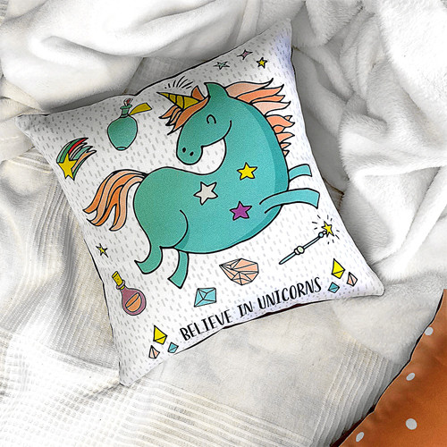 Подушка габардинова з принтом Believe in Unicorns 40x40 (4P_FAM003)