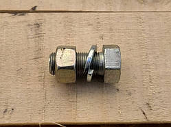 Болт кріплення поворотного кола з гайкою і гровером M18x1,5х40 8350-2704020 (ОРИГІНАЛ)
