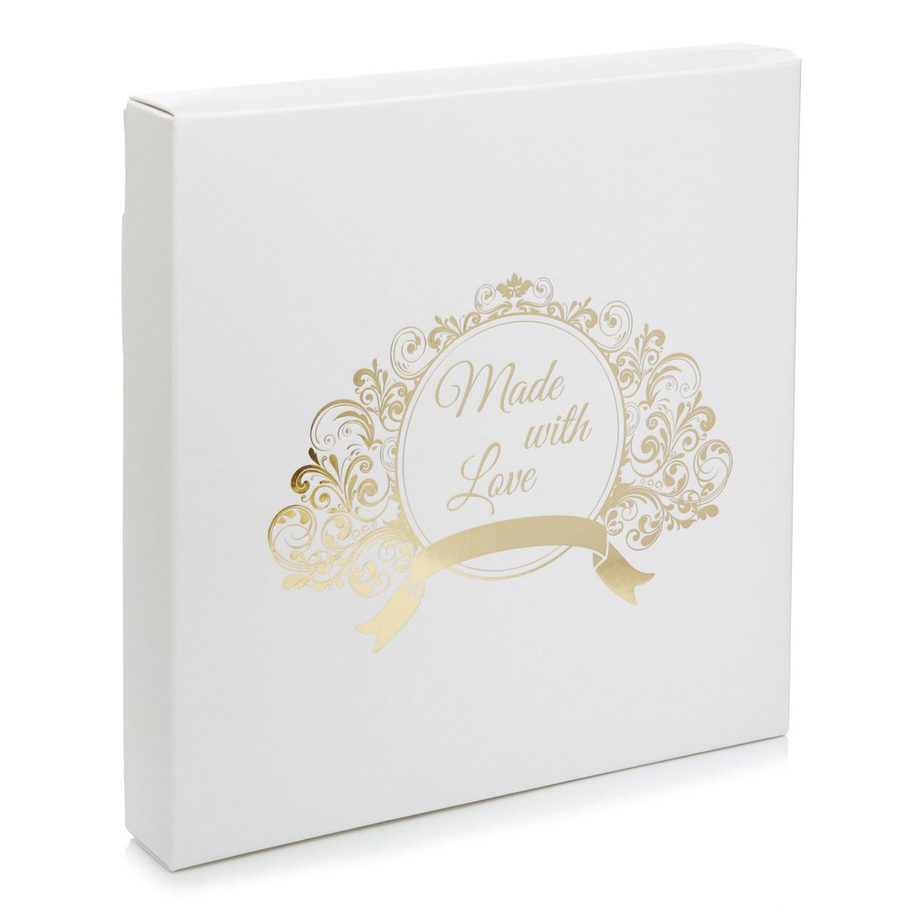 Коробка "Make with love" тиснення золотом для макаронс, пряників, 200*200*35