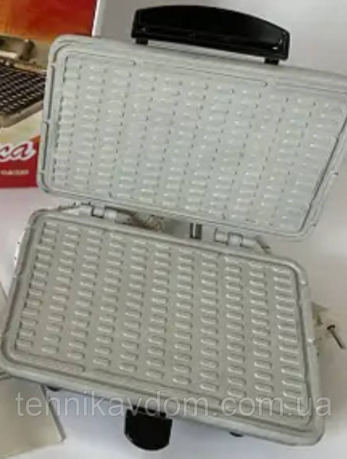 Вафельниця електрична Лакомка ЕВ-08/220 (неіржавка сталь), фото 1