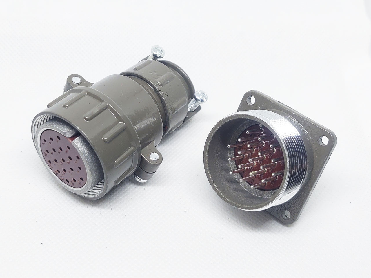 Металевий силовий роз'єм P32K19Q на 19 контактів, фото 1