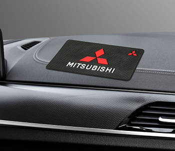 Антиковзаючий килимок на панель авто Mitsubishi (Міцубісі)