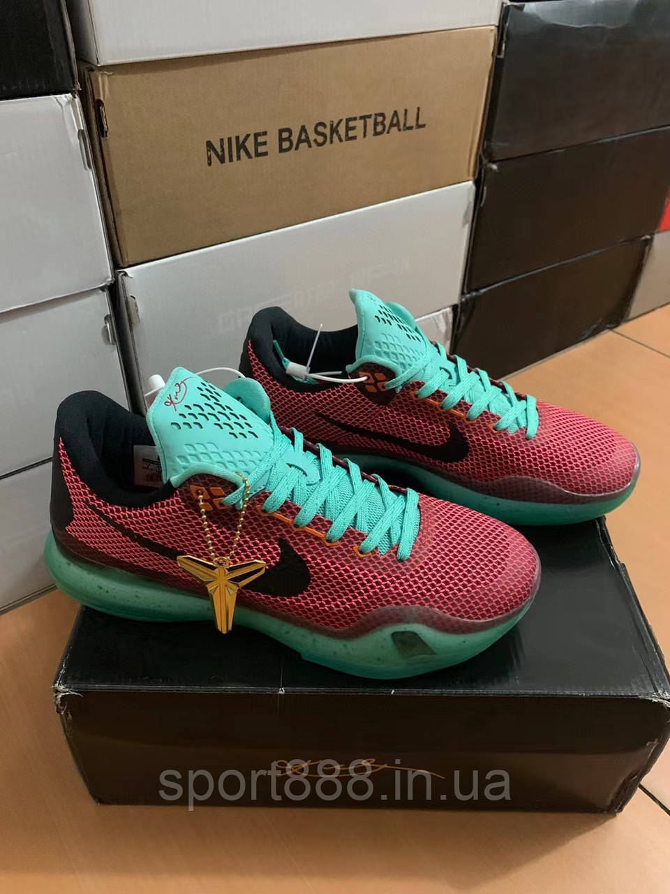 Кобі 10 баскетбольні Кросівки NIKE Kobe X Easter чоловічі