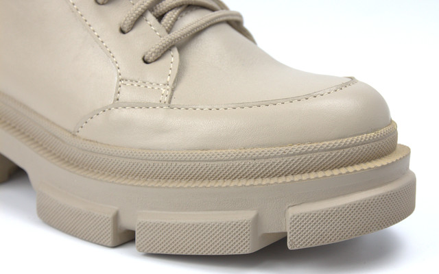 Ботинки бежевые кожаные на байке Женская обувь больших размеров 40-44 COSMO Shoes New Gerda Beige BS