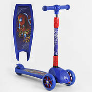 Самокат триколісний для хлопчика, Синій, Людина-Павук, підсвічування коліс, складаний, до 60 кг, 47359