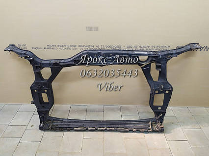 Панель передня (телевізор) Audi q5 8r 2008 — 2017 є пошкодження 000032579