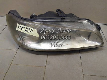 Фара основна права для Peugeot 306 (1999-2002), Valeo 88203989D 000032711