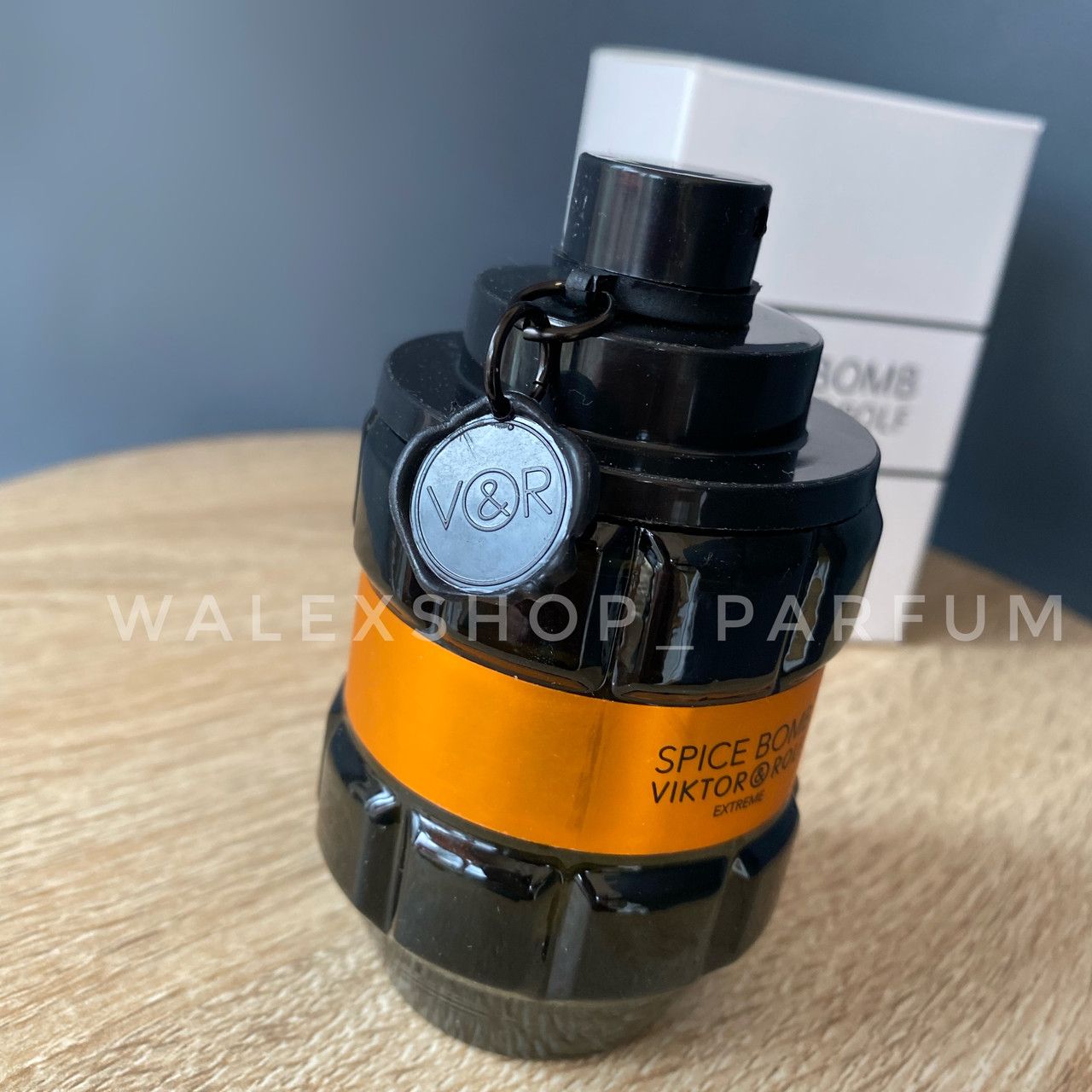 Мужские Духи Viktor & Rolf Spicebomb Extreme (Tester) 90 ml Виктор Рольф Спайсбомб Екстрим (Тестер) 90 мл - фото 3 - id-p1597781338