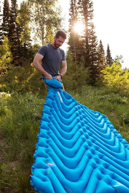 Надувний килимок для двох Klymit Double V