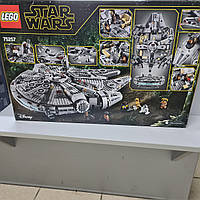 LEGO Star Wars - Millennium Falcon (75257) НОВЫЙ!