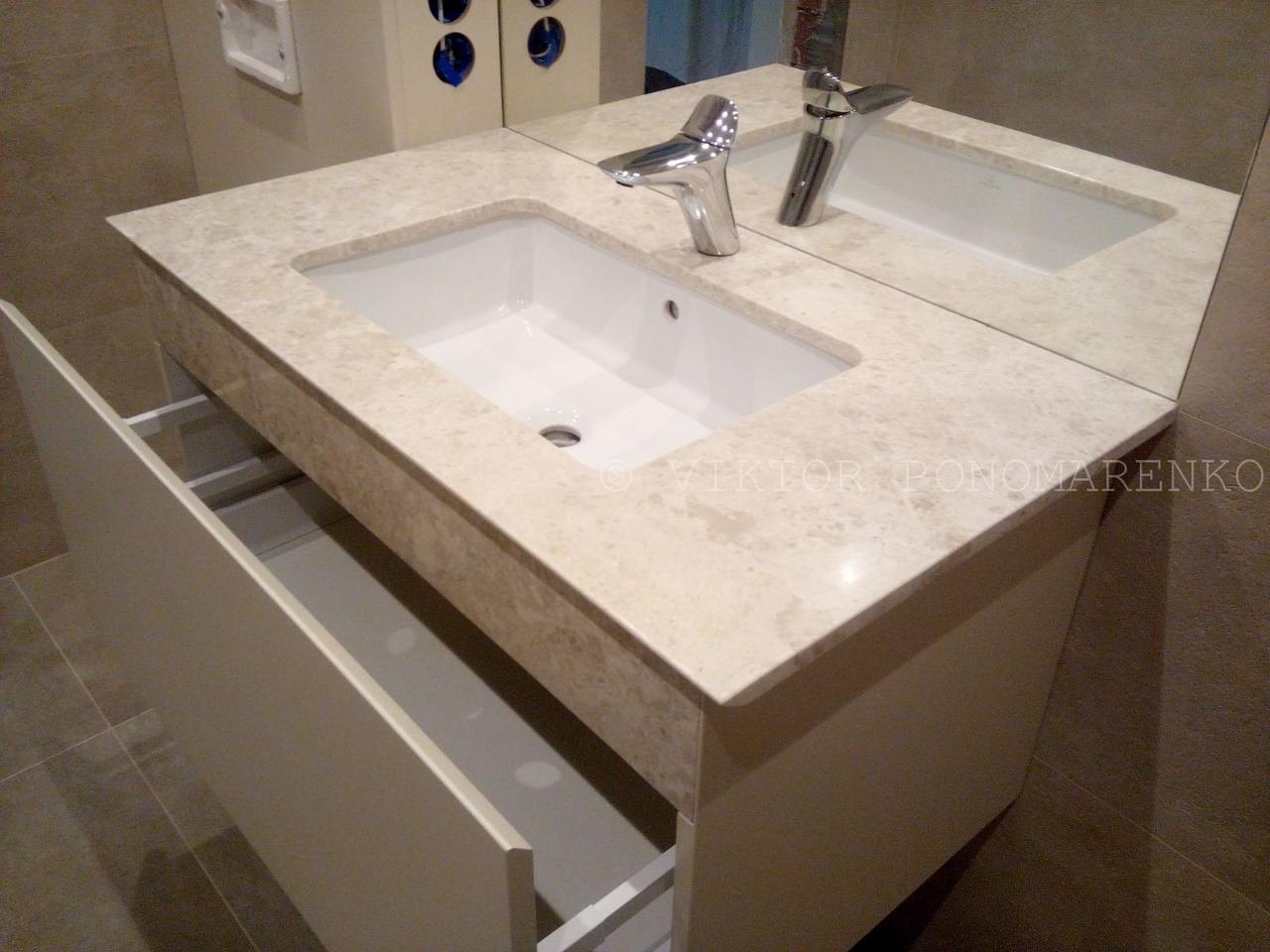 Столешница для ванной из камня мрамора Desert Oasis, мраморные столешницы в ванную под раковину - фото 1 - id-p1149111765