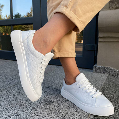 Босоножки женские кожаные Viki р. 36 23 см Белый (00974)