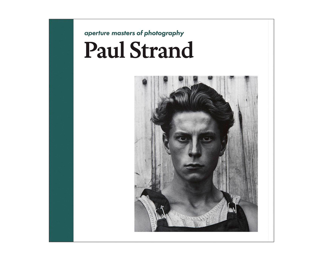 Фотомистецтво книга з ілюстраціями Paul Strand: Aperture Masters of Photography книги про фотографів Пол Стренд