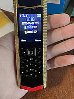 Телефон кнопочный с камерой и мощной батареей на 2 сим карты H-Mobile V1 (Hope V1) red-gold. Vertu design РУС