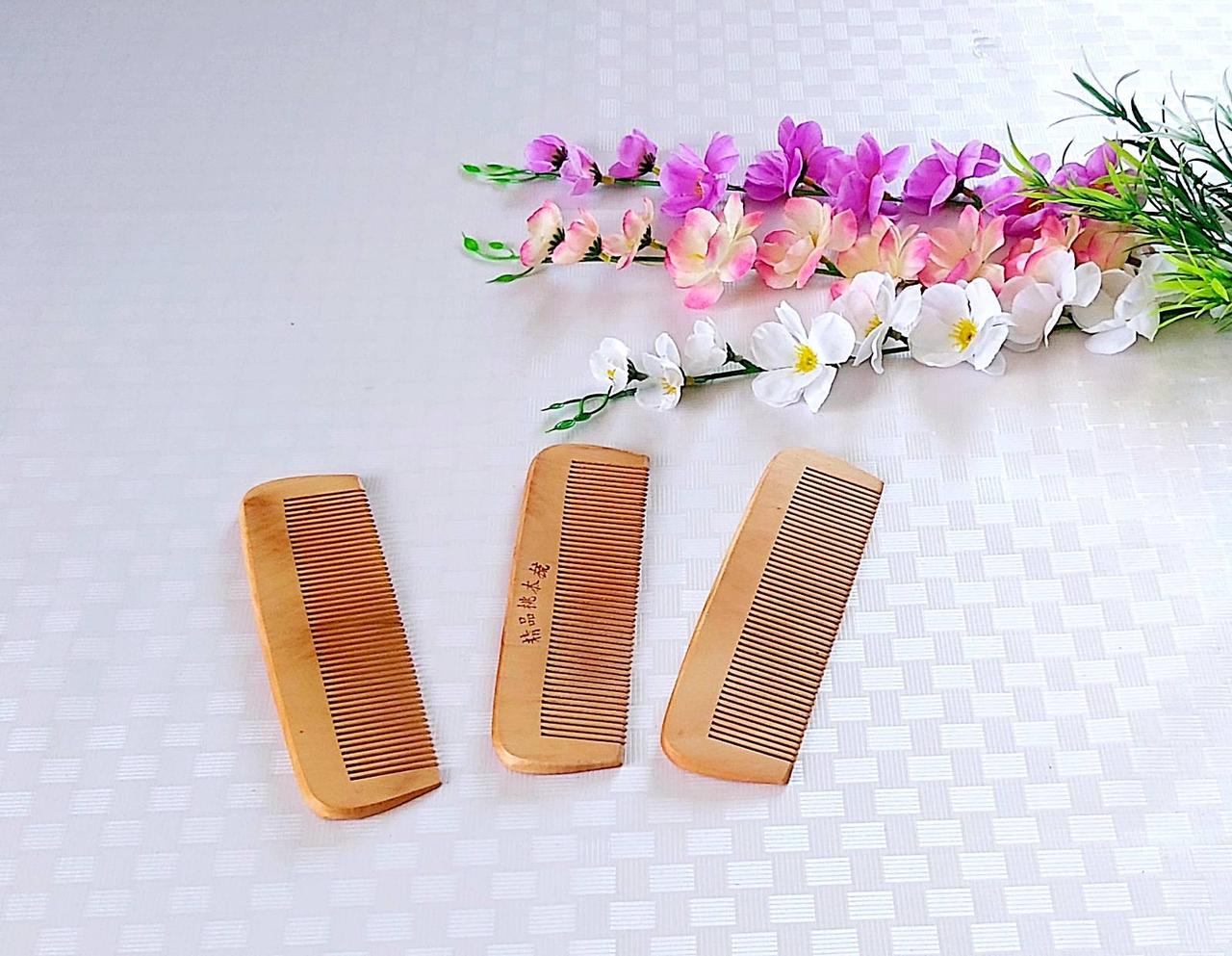 Дерев'яні гребінці для волосся, фото 1