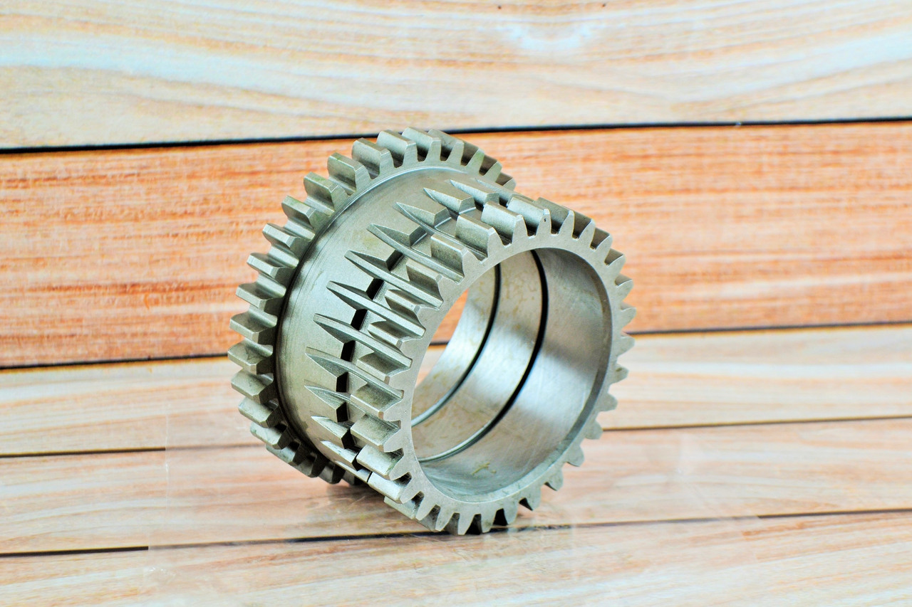 Шестерня 70-1721041 проміжного редуктора МТЗ  Z=30/35 (Оригинал Р.Б), фото 1