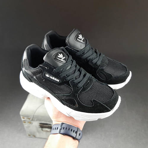 Женские летние кроссовки Adidas Falcon Чёрные на белой весение модные ...