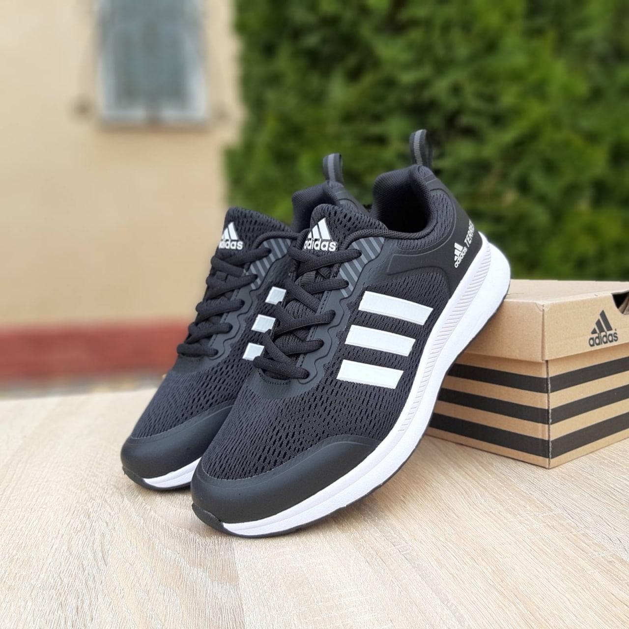 Кросівки чоловічі Adidas Terrex чорні з білим текстильні адідас легкі весна літо спортивні