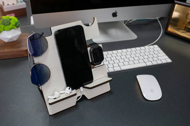 Настільна підставка для смартфона з дерева тримач для гаджетів на стіл 19х21см, фото 1