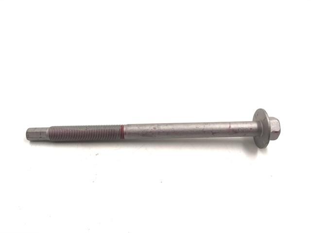 Болт кріплення кузова Toyota Prado 120 Lexus GX 52217-35191