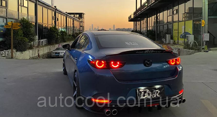 Задні криси ліхтарі Mazda 3 2020+ г.в. Мазда 3