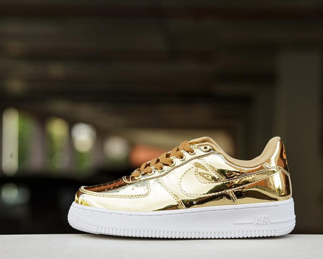air force one gold white