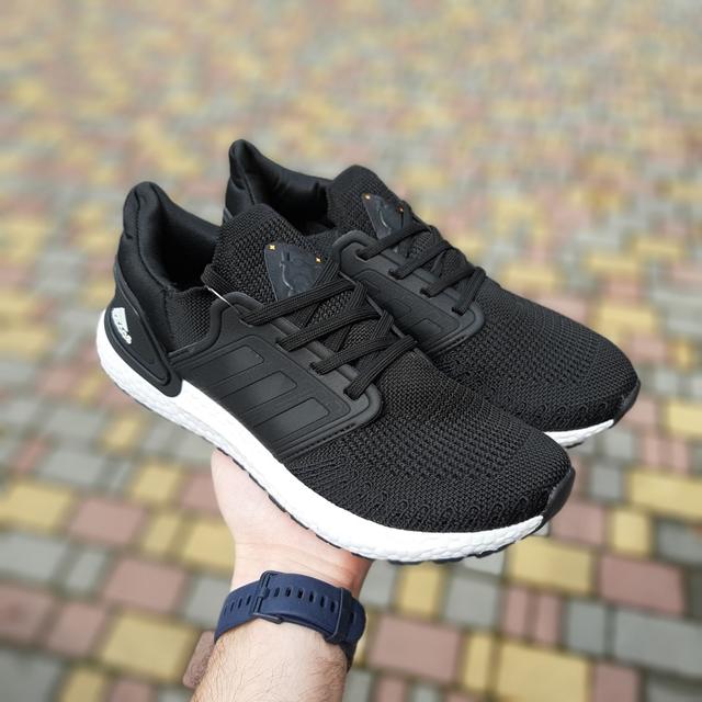 Adidas boost originals 2025