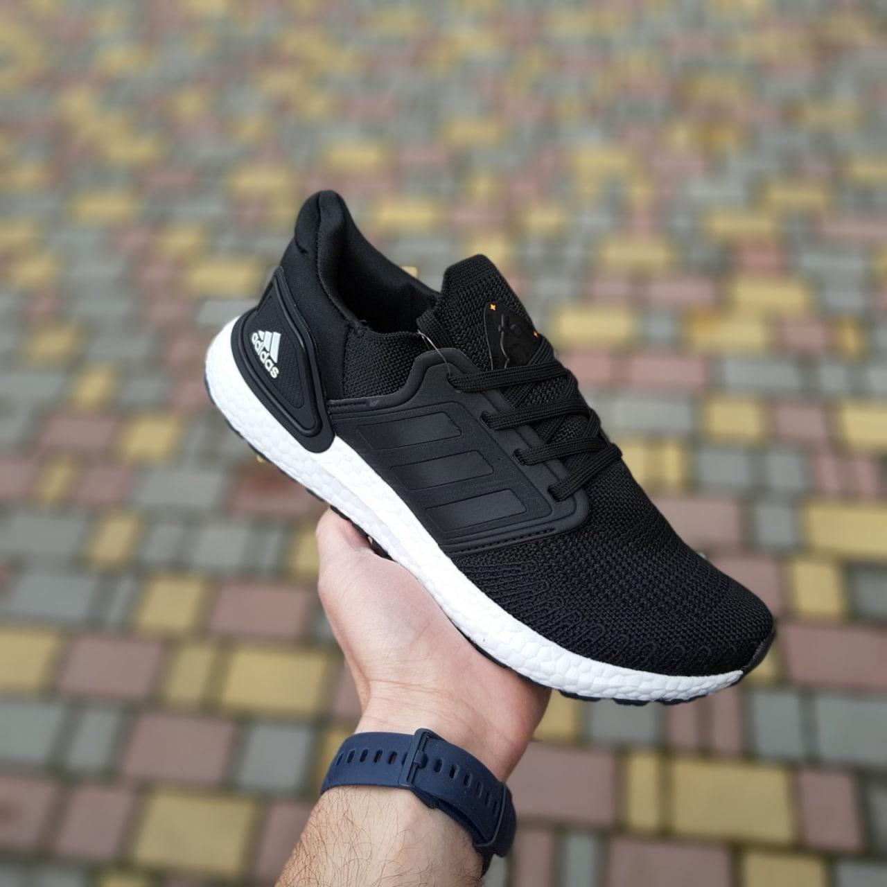 Кросівки чоловічі Adidas Ultraboost чорні на білій підошві текстильні легкі адідас спортивні весна літо