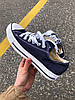 Чоловічі та жіночі кеди Converse Low Navy Blue універсальна модель унісекс синього кольору з білою підошвою текст, фото 4
